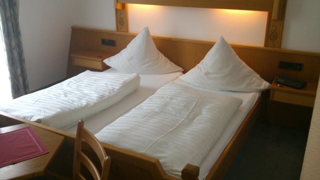 Winzerhof Brachtendorf Alken Kamer foto