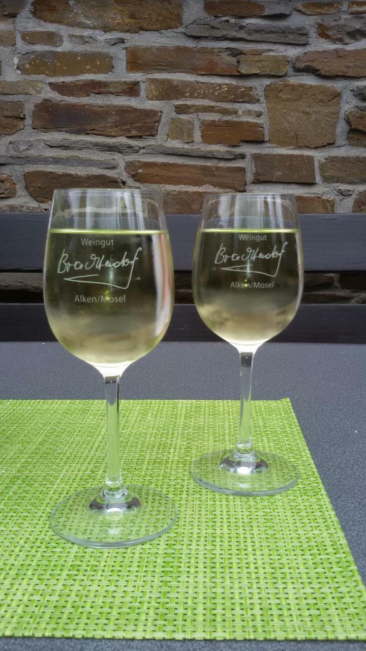 Winzerhof Brachtendorf Alken Buitenkant foto